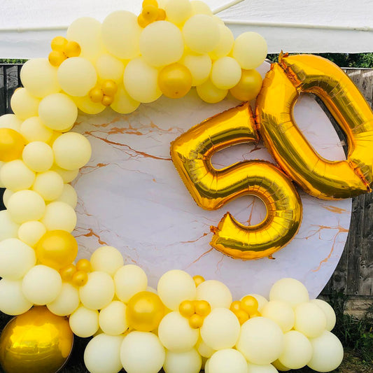 6ft Backdrop with Balloon Garland inc two 34" Numbers