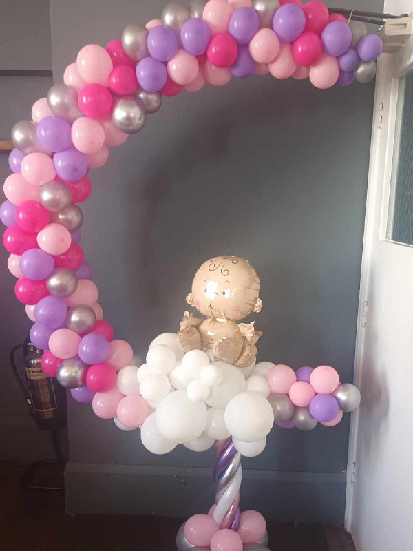 Beautiful Baby On The Moon balloon Stand