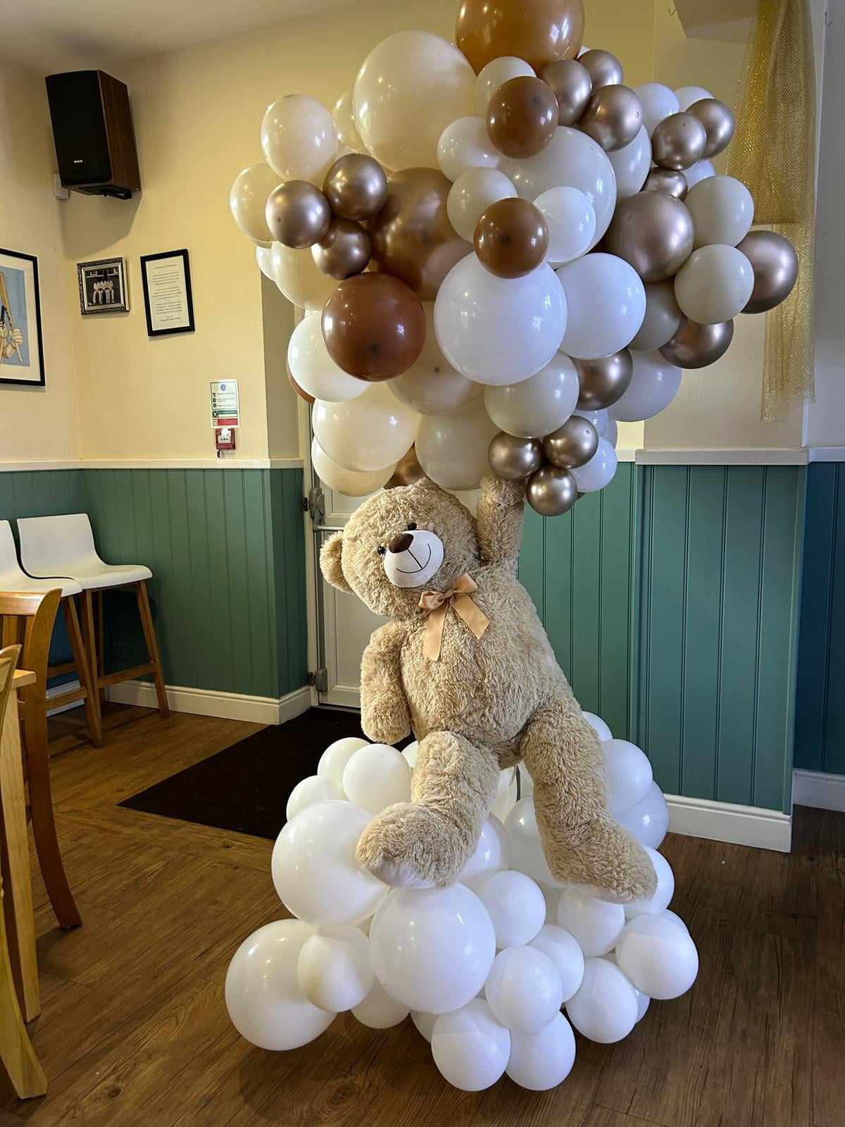 Cute Bear Sat On A Balloon Cloud - Airfilled